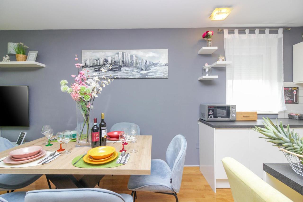 Ferienwohnung Apartman Tara Zadar Exterior foto